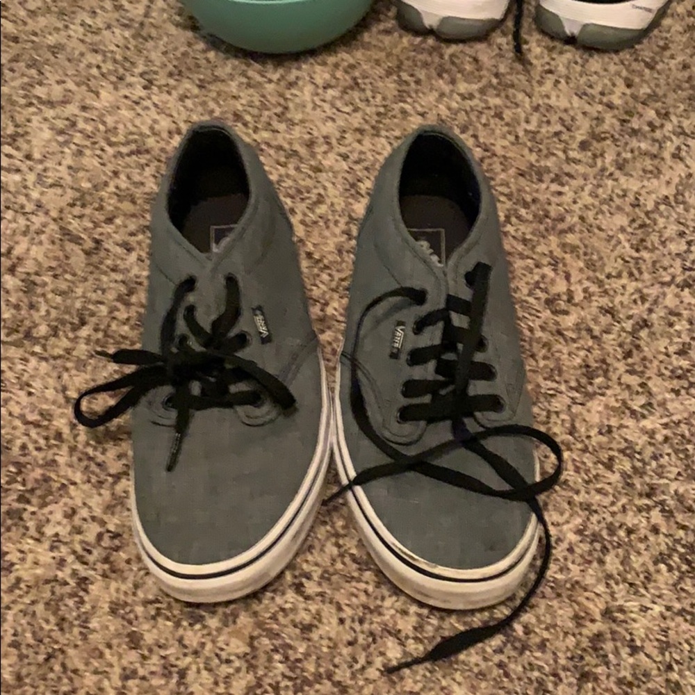 Low top vans